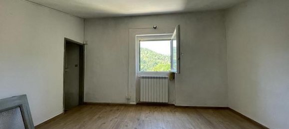 4 rooms Villa in Fivizzano, Italy No. 252294 9