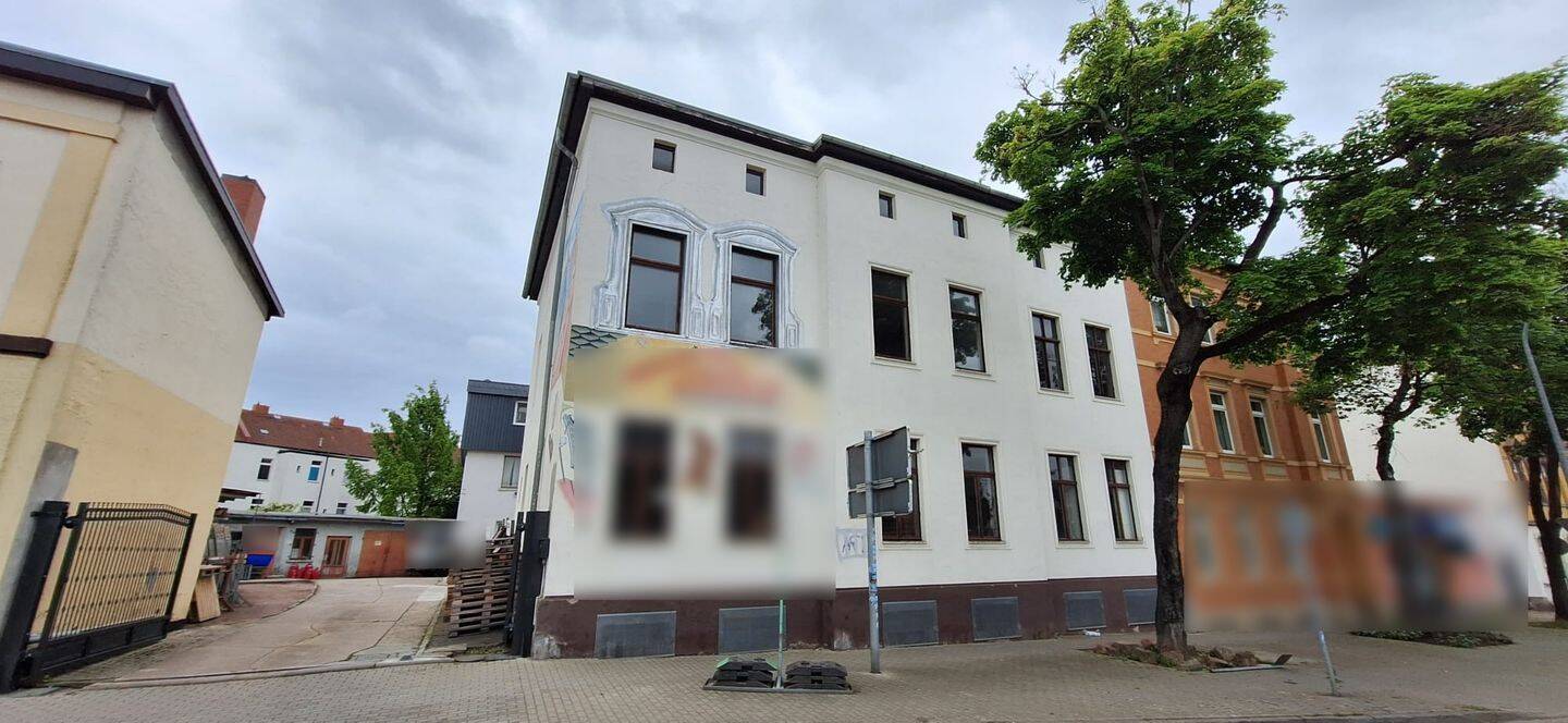 Almacén en Anhalt-Bitterfeld, Germany 770 m² No. 292184