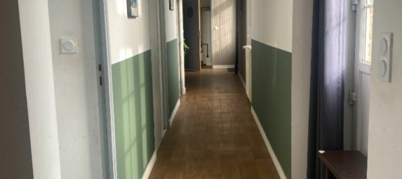 3 bedrooms House in Mayenne, France No. 283638 3