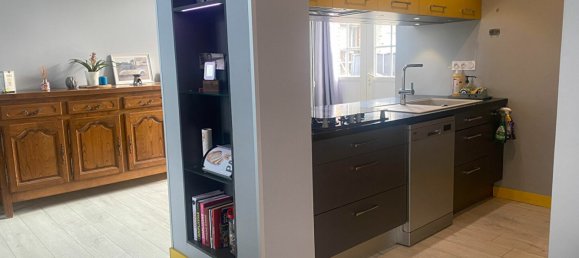 3 bedrooms House in Mayenne, France No. 283638 2