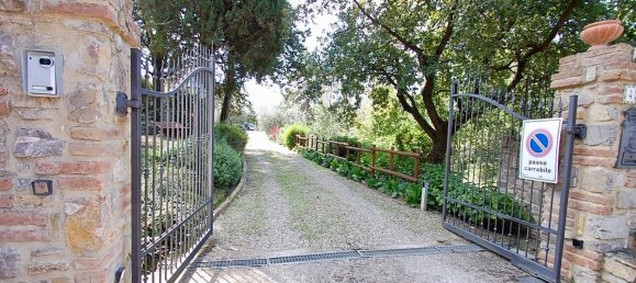 Casa T6 em Passignano sul Trasimeno, Italy N.º 53684 2