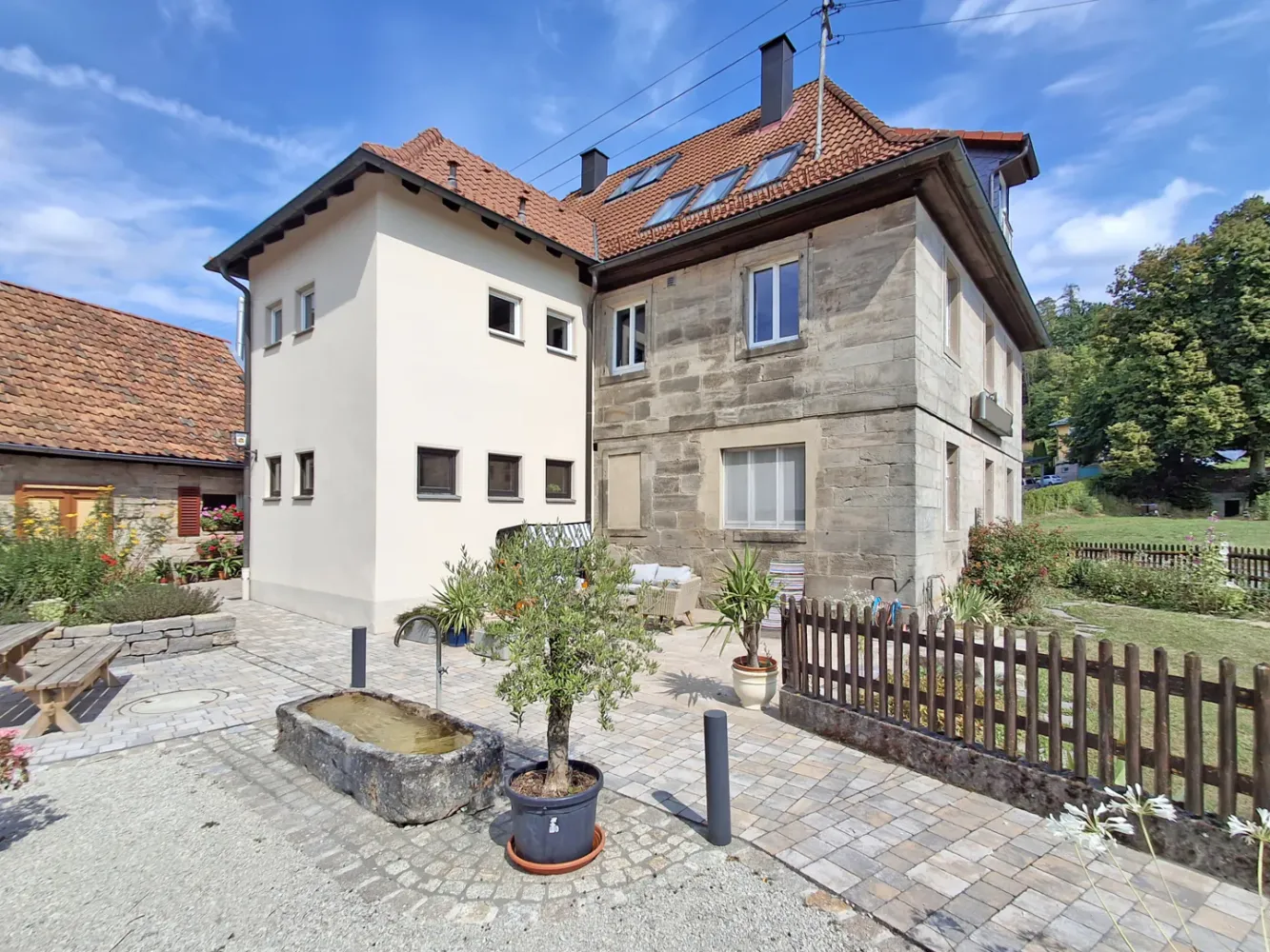 Ферма с 3 спальнями в Кульмбах, Германия № 325472