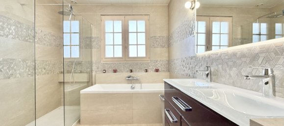 Casa de 6 dormitorios en Fontaine-les-Dijon, France No. 59034 8