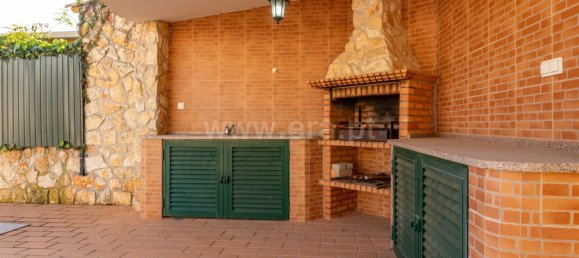 Casa de 4 dormitorios en Montenegro, Portugal No. 115262 16