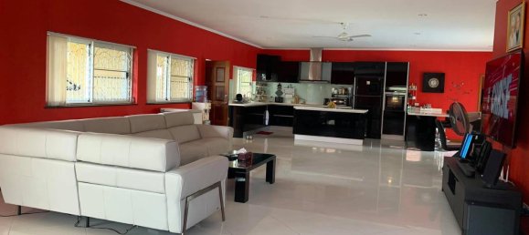 3 bedrooms Cafe / restaurant in Pattaya, Thailand No. 1199 4