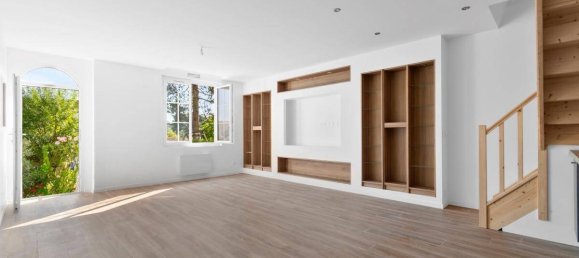 3 bedrooms House in Saint-Germain-en-Laye, France No. 323390 3