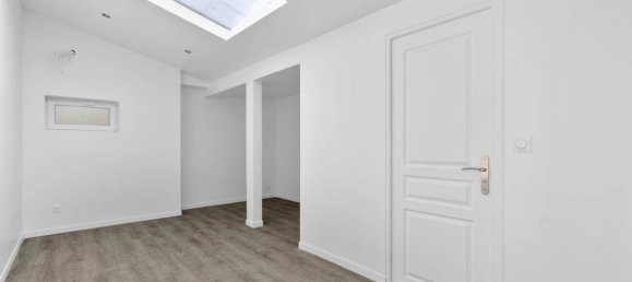 3 bedrooms House in Saint-Germain-en-Laye, France No. 323390 5