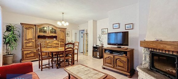 2 bedrooms House in Evry, France No. 166445 35