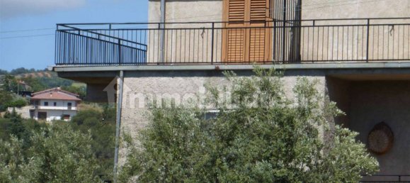 5 rooms Apartment in Bisignano, Italy No. 143860 3