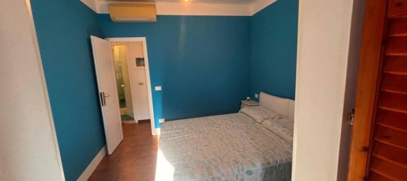 Дом с 5 комнатами в Комаккьо, Италия № 40434 10