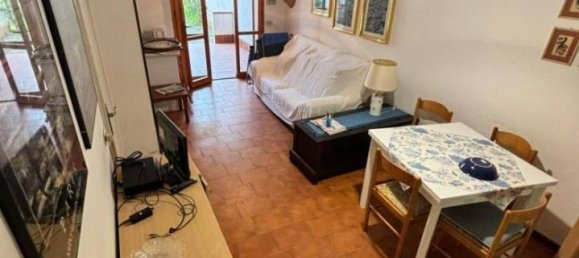 Дом с 5 комнатами в Комаккьо, Италия № 40434 18