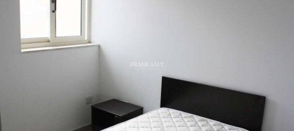 2 bedrooms Apartment in Paola, Malta No. 6253 6