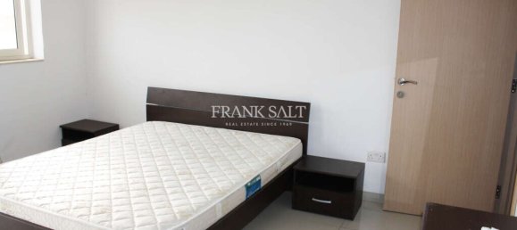 2 bedrooms Apartment in Paola, Malta No. 6253 5