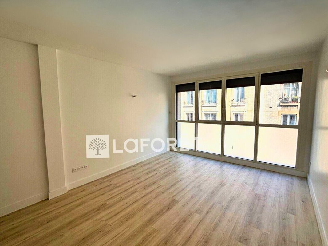 Apartamento de 2 dormitorios en Boulogne-Billancourt, France No. 299579