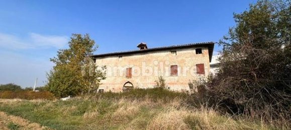 6 غرف نوم منزل في Castelnuovo Rangone, Italy رقم 121310 2