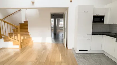 Дуплекс с 3 комнатами в Оттакринг, Австрия № 187557