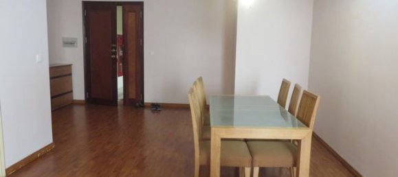 3 bedrooms Apartment in Tay Ho, Vietnam No. 4608 4