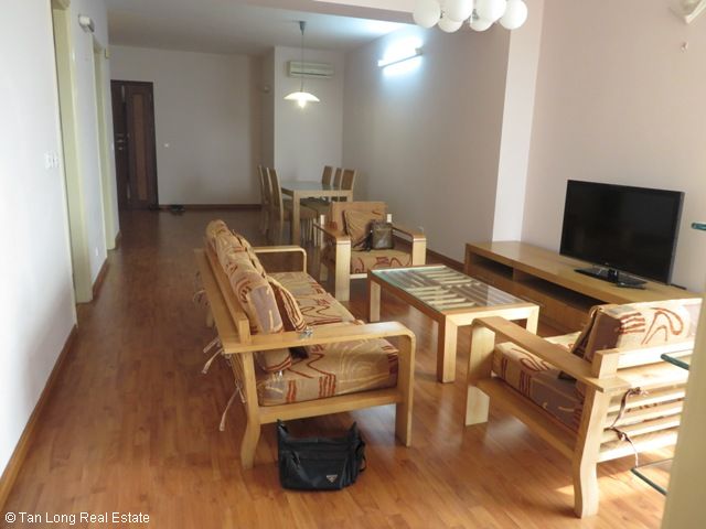 3 bedrooms Apartment in Tay Ho, Vietnam No. 4608