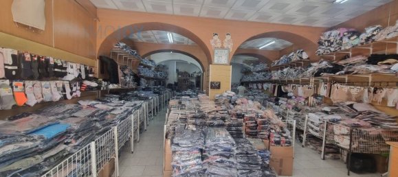 163m² Commercial property in Lisbon, Portugal No. 287318 3