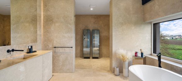 4 bedrooms Villa in Enzersdorf an der Fischa, Austria No. 8762 13