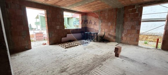 Casa de 4 divisões em Sinnai, Italy N.º 30291 98