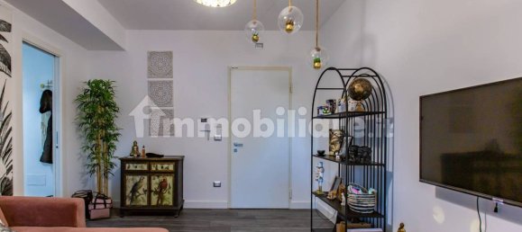 1 bedroom Apartment in Rome, Italy No. 208541 6