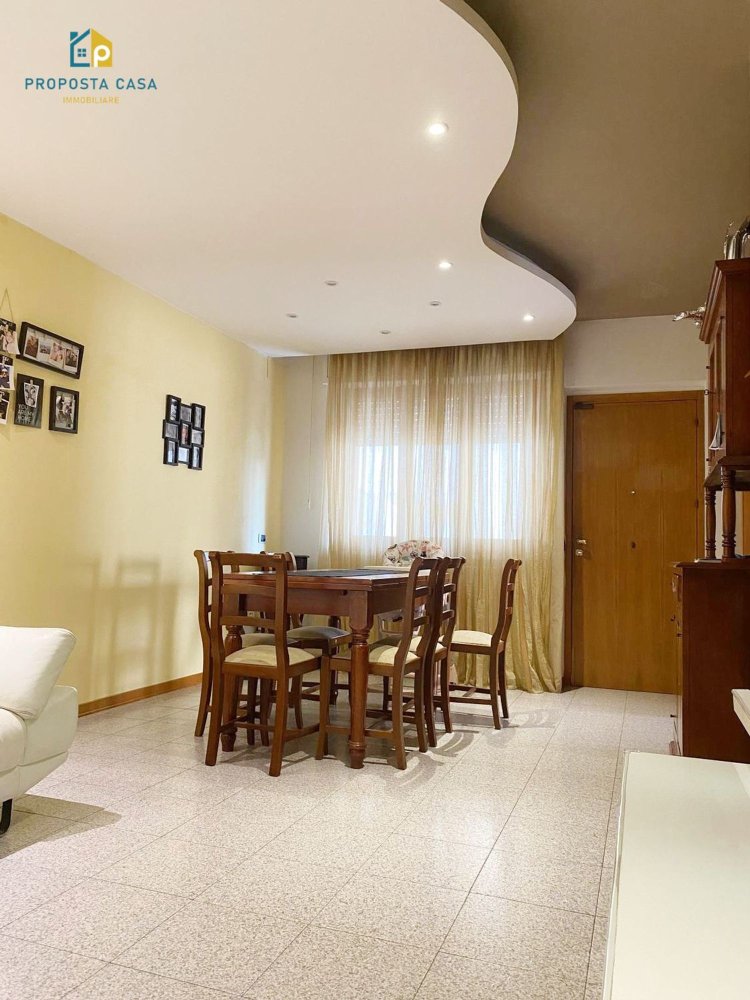 Apartamento T4 em Silvi, Italy N.º 313975