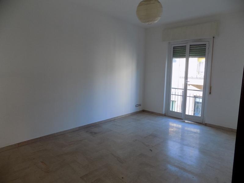 4 rooms Apartment in Imperia, Italy No. 224579