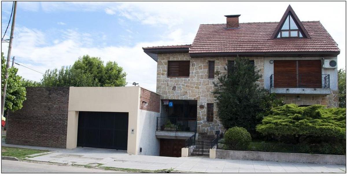 4 غرف نوم منزل في Quilmes, Argentina رقم 96770