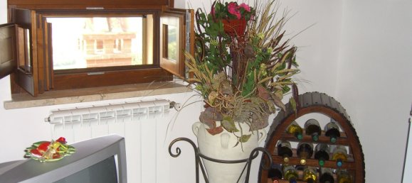 7-Zimmer Haus in Sellano, Italy, Nr. 280334 3