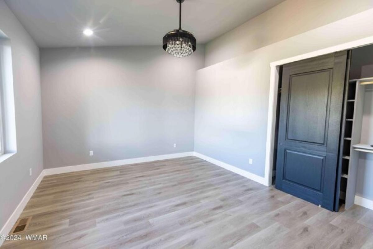 5 bedrooms House in Show Low, USA No. 425052