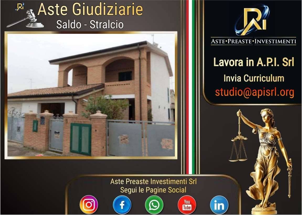 Casa de 3 dormitorios en Portomaggiore, Italy No. 281498