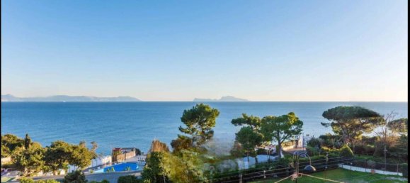 7 rooms Villa in Naples, Italy No. 168968 14