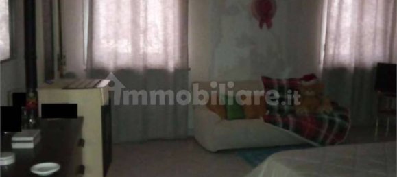 2 bedrooms Apartment in Voghera, Italy No. 303069 4