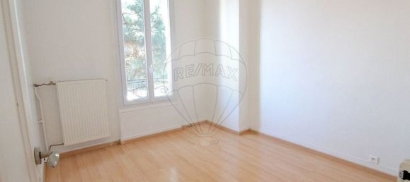 3 chambres Duplex à Colombes, France No. 351985 8