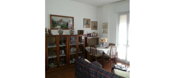 2 bedrooms Apartment in Crema, Italy No. 253140 2