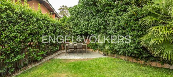 2 rooms House in Rome, Italy No. 131357 4