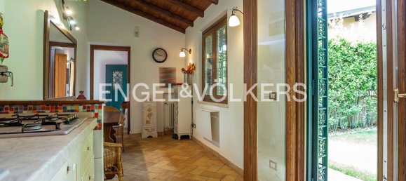 2 rooms House in Rome, Italy No. 131357 25