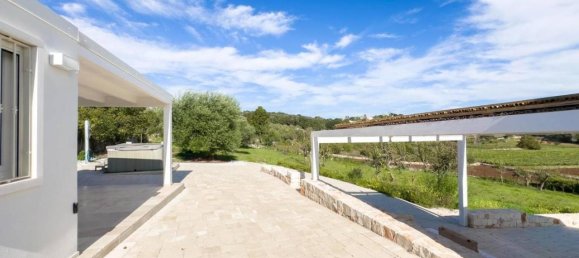 4 rooms House in Locorotondo, Italy No. 162174 32