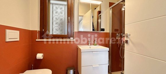 Apartamento de 2 dormitorios en Fiumicino, Italy No. 194764 11