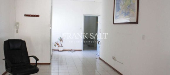 140m² Office in Birkirkara, Malta No. 12010 26