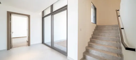 Villa T5 em Al Furjan, UAE N.º 105995 6