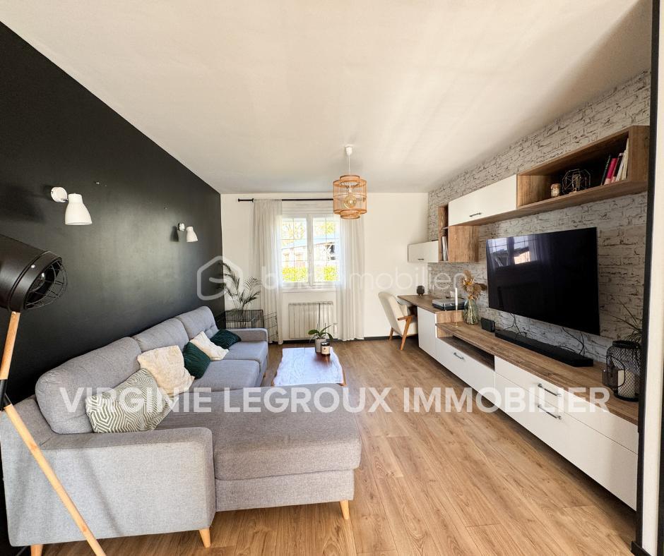 Casa de 4 dormitorios en Saint-Pierre-la-Cour, France No. 96337