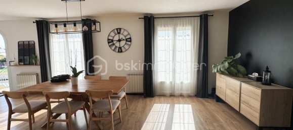 Casa de 4 dormitorios en Saint-Pierre-la-Cour, France No. 96337 5