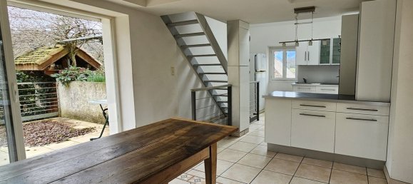 3 bedrooms House in Saint-Aupre, France No. 287666 6