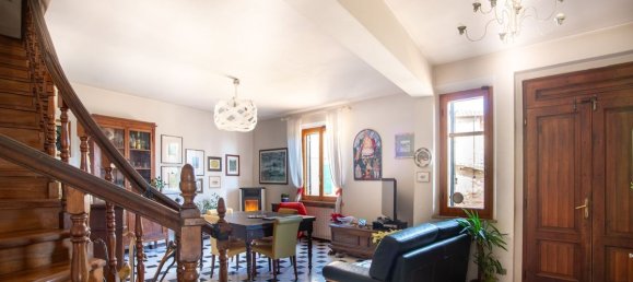 3 bedrooms Villa in Siena, Italy No. 319009 10