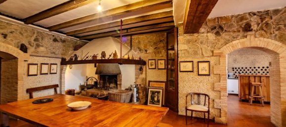 3 bedrooms Villa in Siena, Italy No. 319009 28
