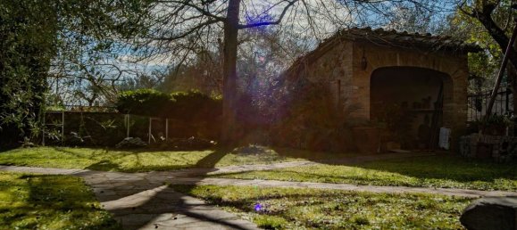 3 bedrooms Villa in Siena, Italy No. 319009 5