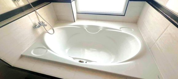 4 bedrooms House in Pattaya, Thailand No. 27486 11