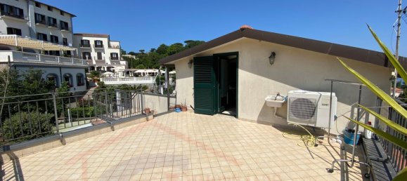 5 bedrooms Villa in Massa Lubrense, Italy No. 337824 19